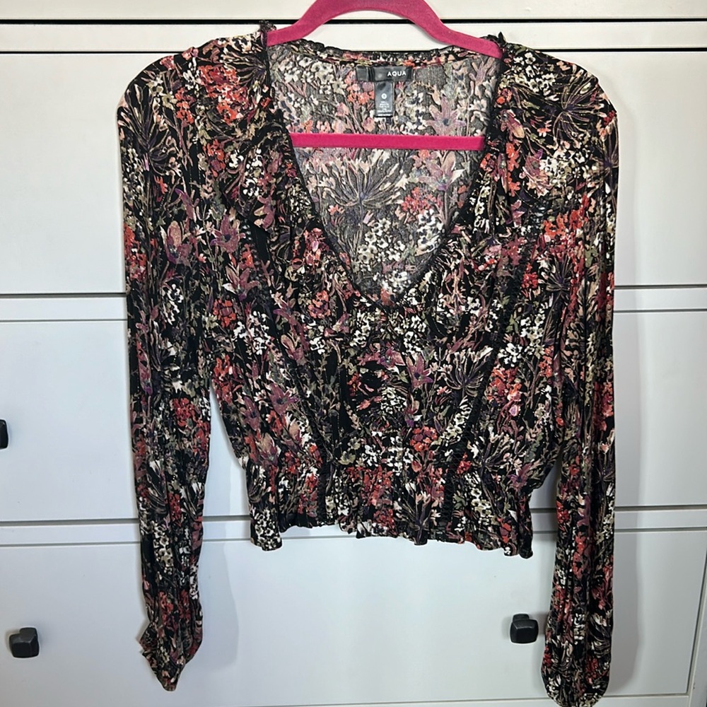 NWOT Aqua long sleeve floral blouse with gold thread detailing size S